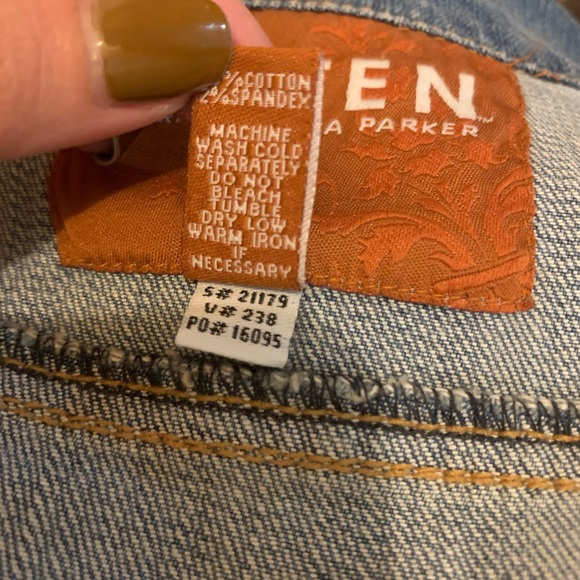 Jean Jacket - Bitten by Sarah Jessica Parker - Picture 5 of 5